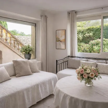 Apartment Les Citronniers Cour Fleurie Et Piscine